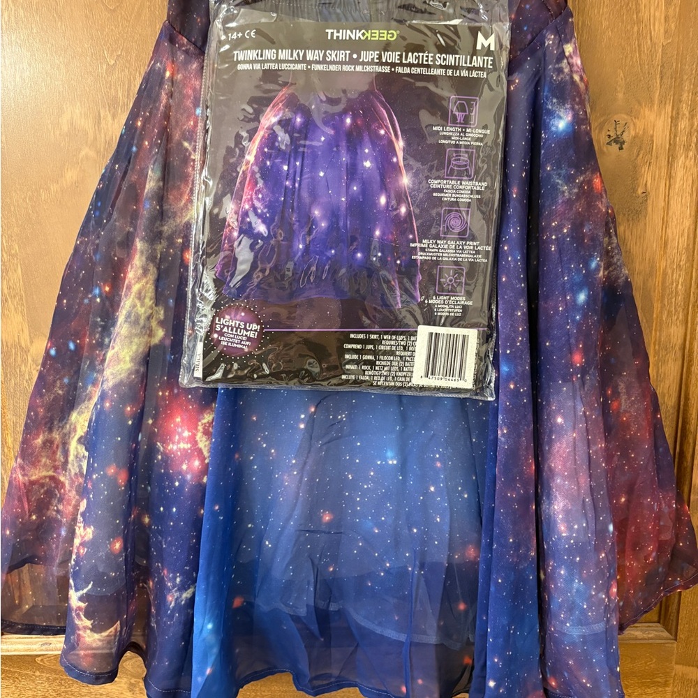 Think Geek Twinkling Milky Way Light Up Skirt Small